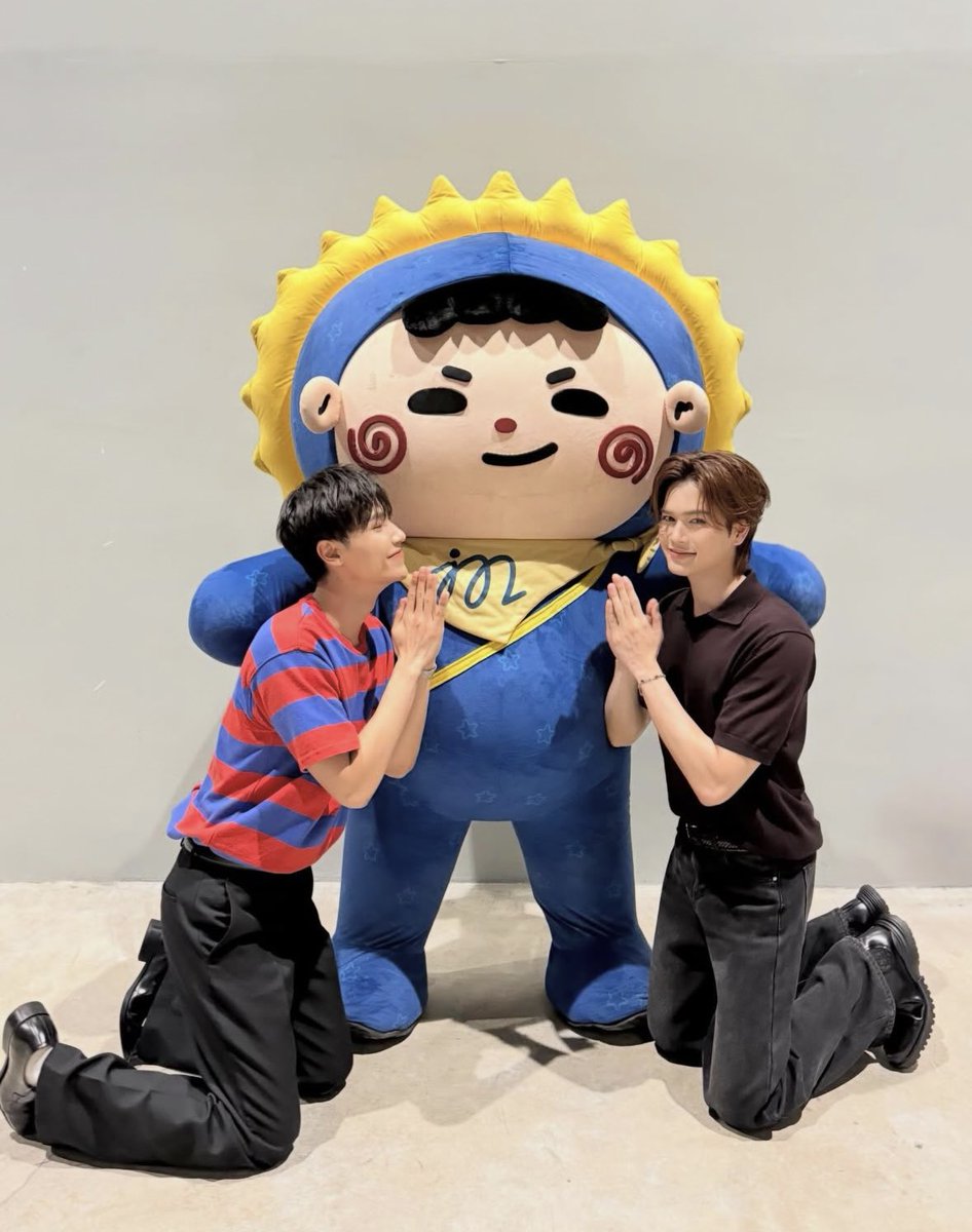 justju(meow) tweet media