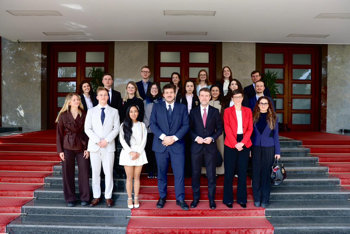 Ferit Hoxha🇦🇱 tweet media