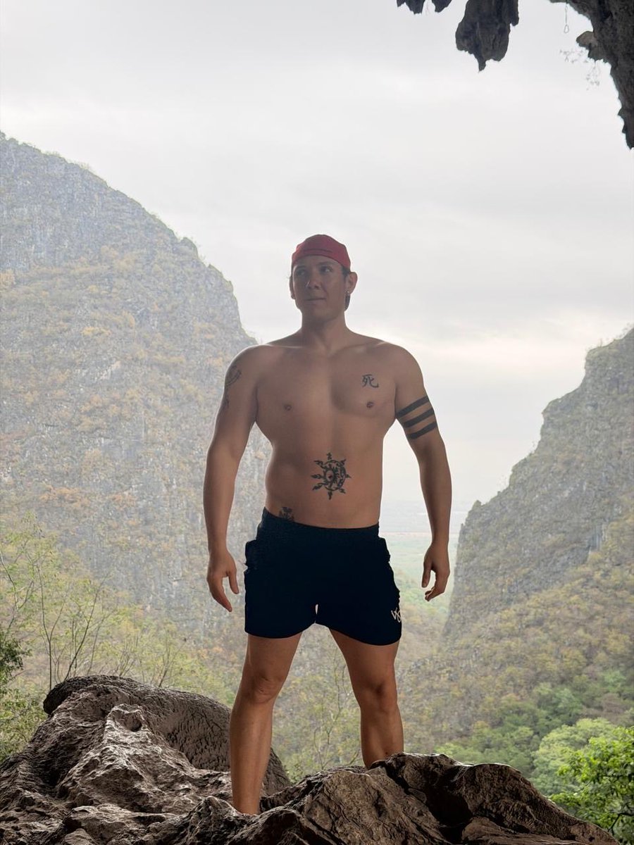 Norteño_caliente tweet media