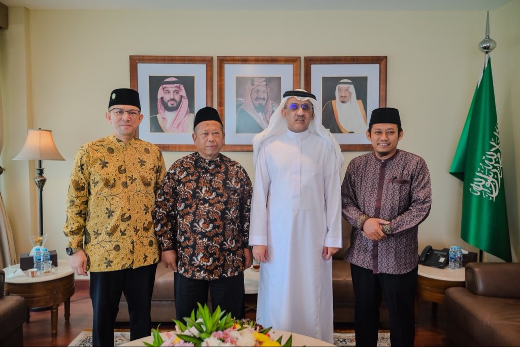 السفارة في إندونيسيا tweet media