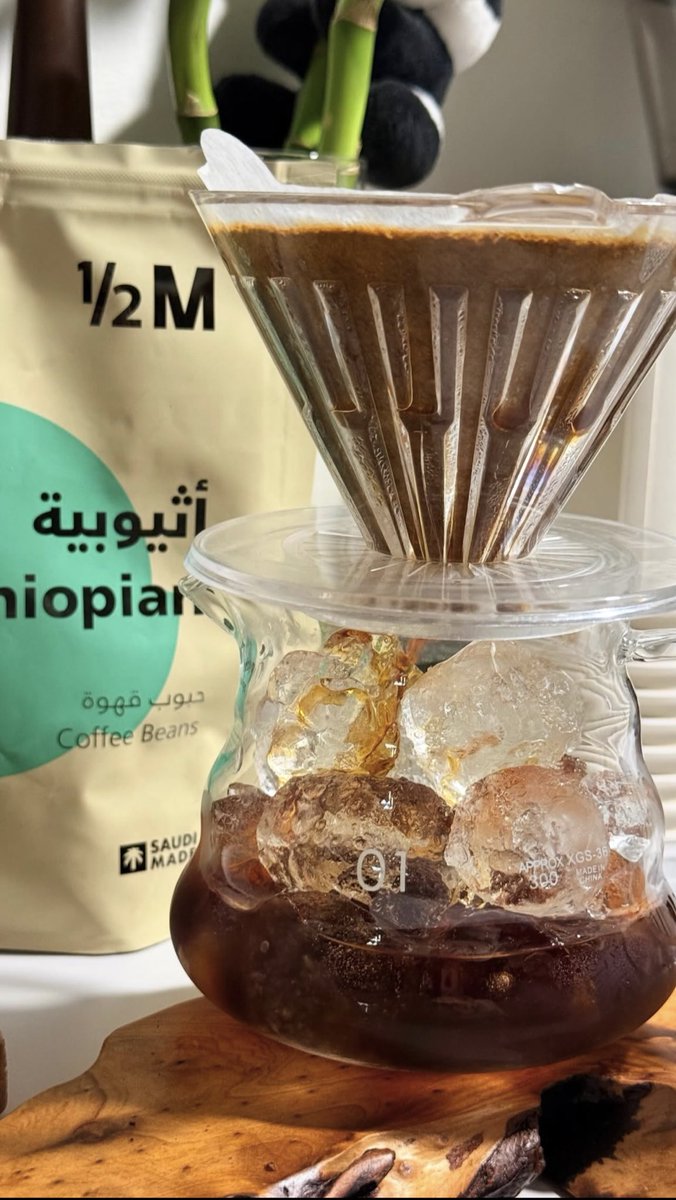 ᴬᴴᴹ tweet media