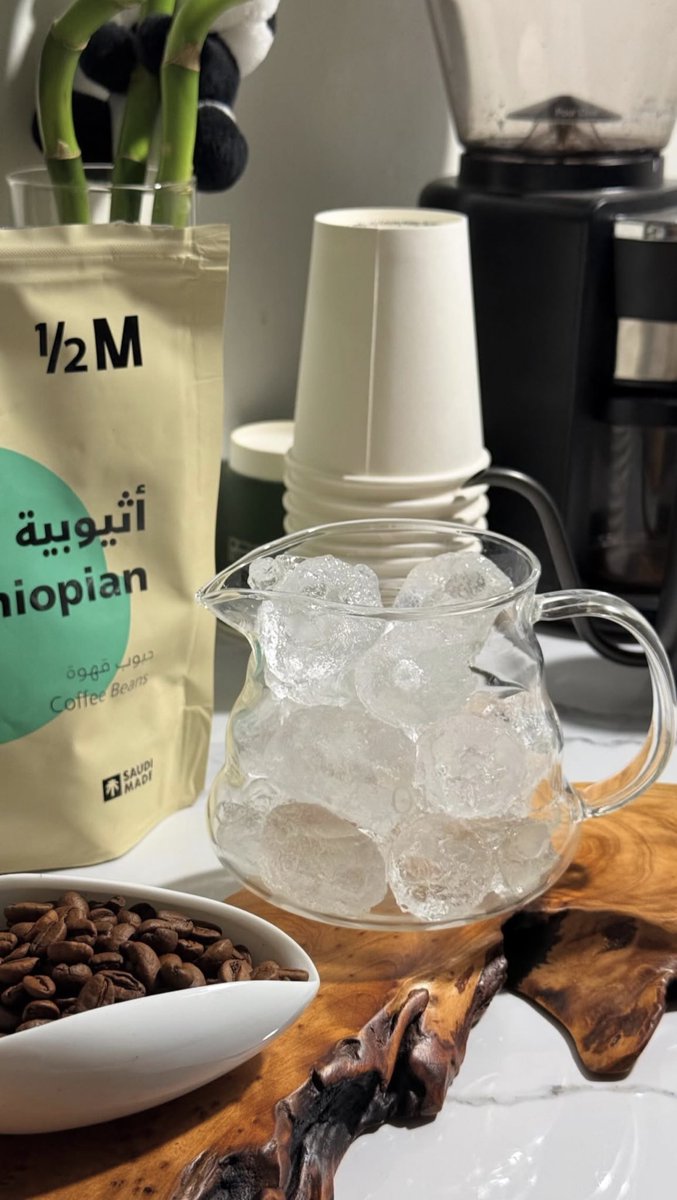 ᴬᴴᴹ tweet media