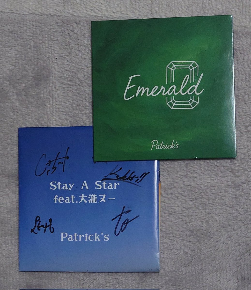 sens1000sens's tweet photo. 今宵は、アイリッシュ音楽
Riverdance/Bill Whelan
遥か昔、某吹奏楽団の定演で『Riverdance』を聴いてから
ちょっとずつハマる
最近、pod'z経由でPatrck'sを知り
改めて楽しんで聴くようになる
#Bill_Whelan
#Patricks
#podz
https://t.co/5P78najZS7 https://t.co/EdlQtxhcKb