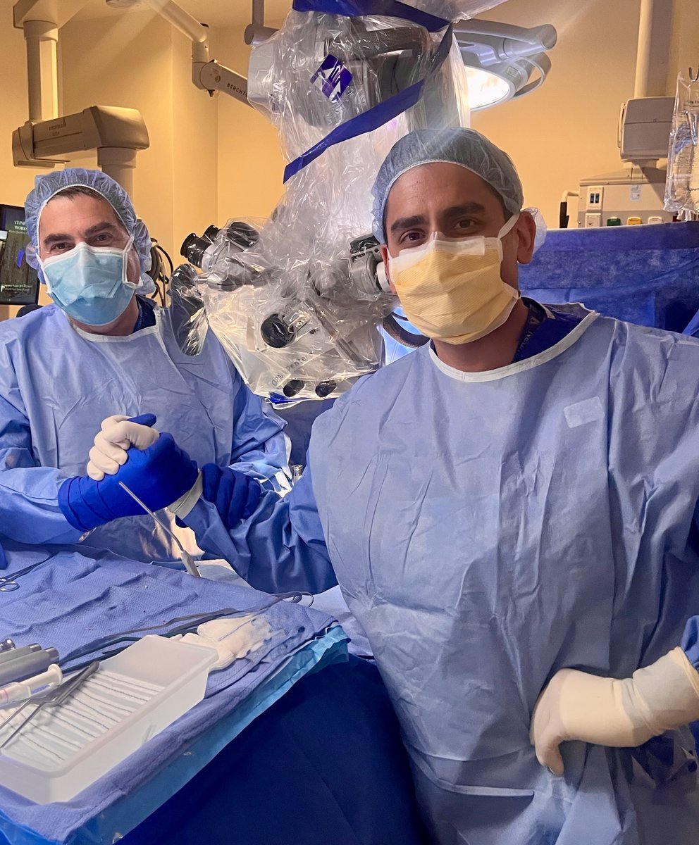 Johns Hopkins Neurosurgery tweet media