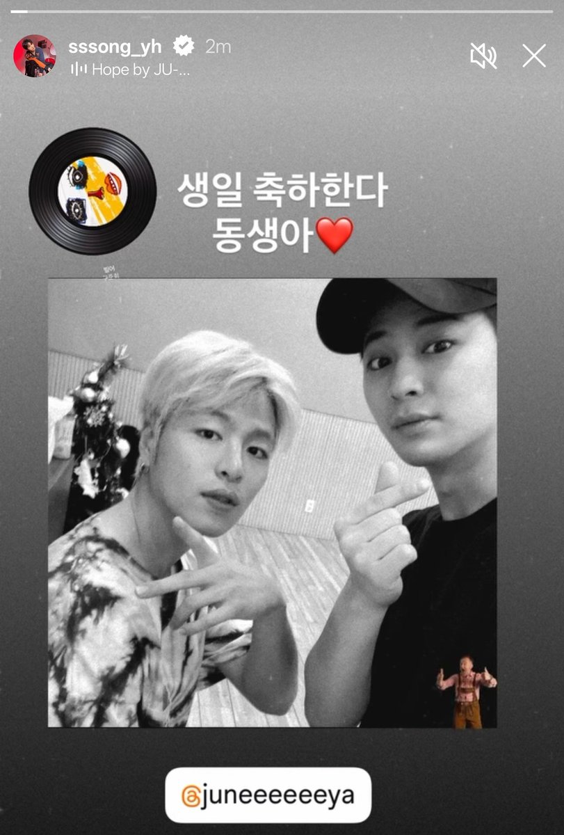 sara𐙚 tweet media