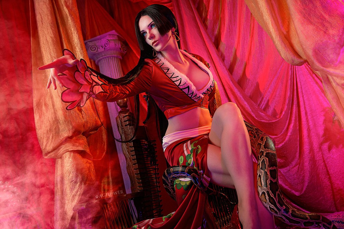 Булочка Шу с корицей 😼 tweet media