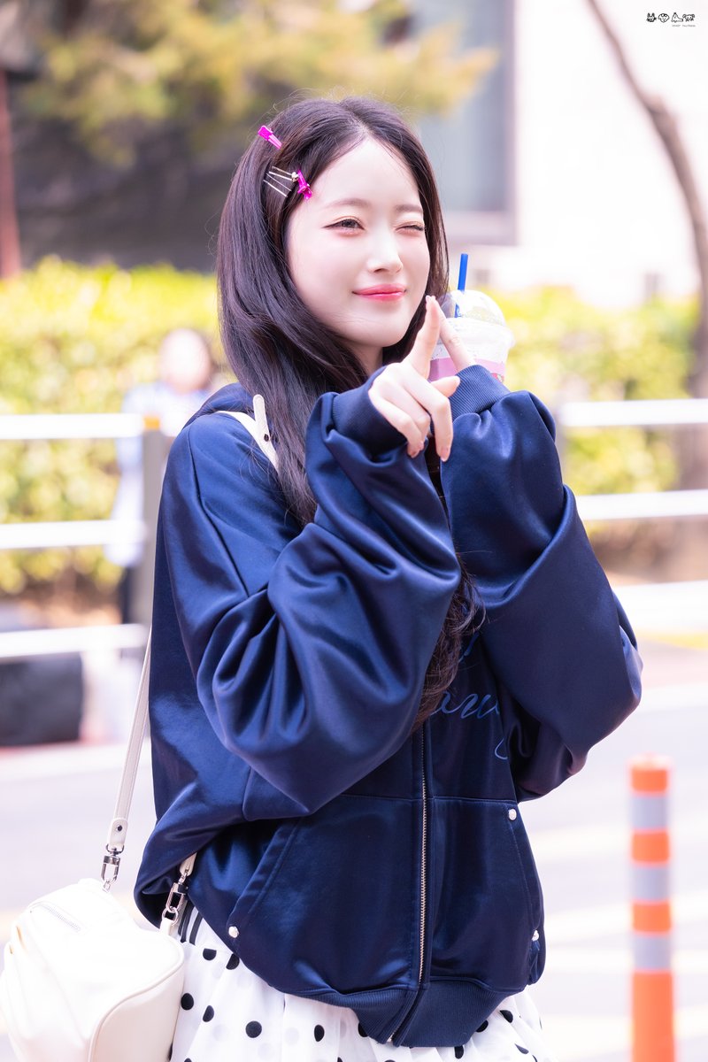 𝐘𝐨𝐮𝐫 𝐌𝐞𝐥𝐨𝐝𝐲 tweet media