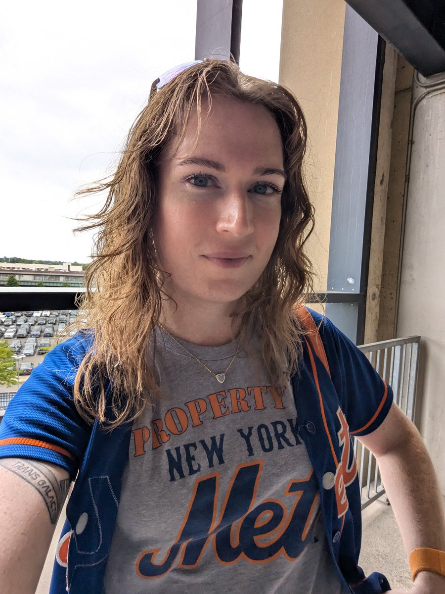 a gem and her sports ✨💎 tweet media