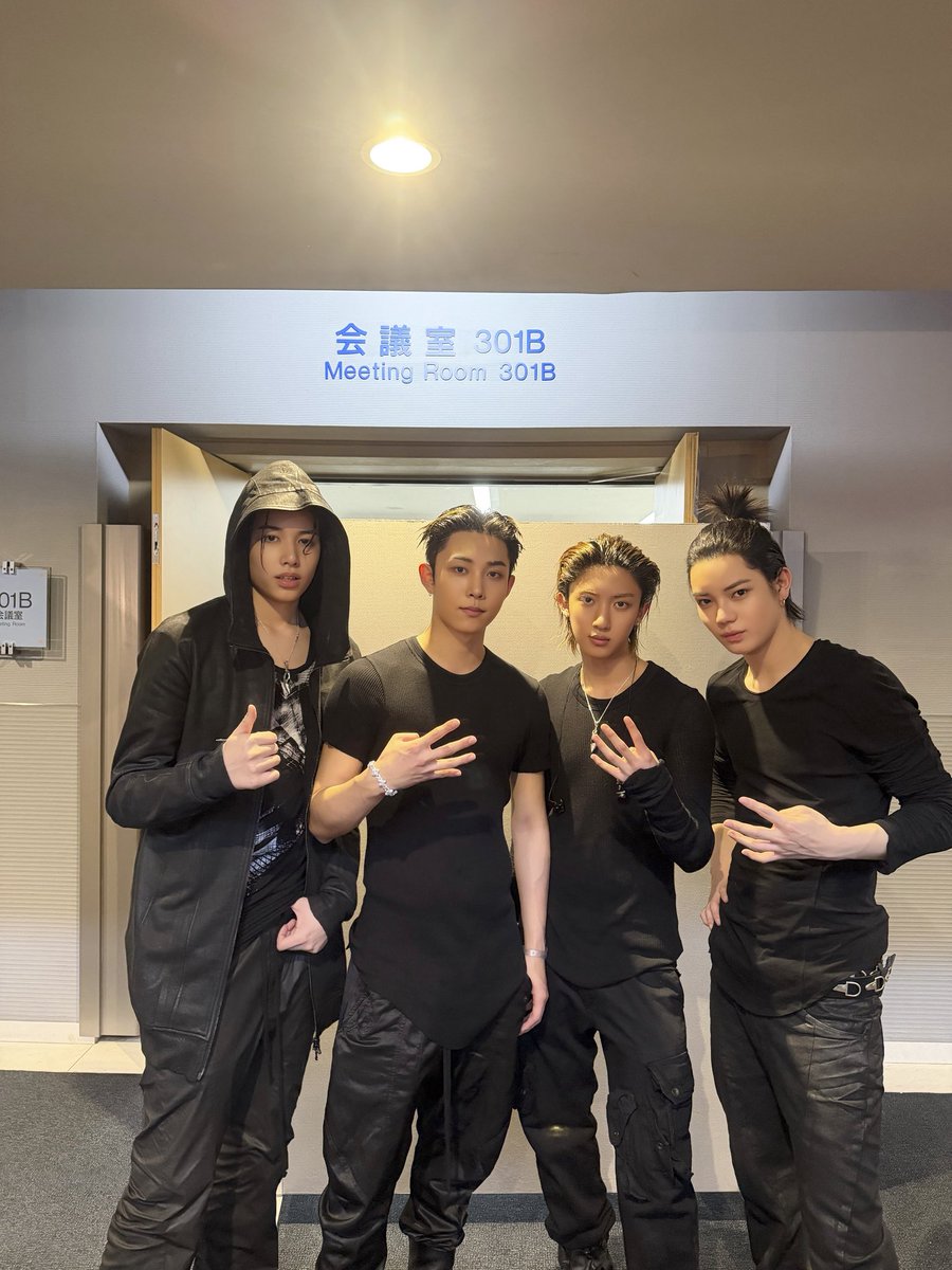 OHYUL 오율 tweet media