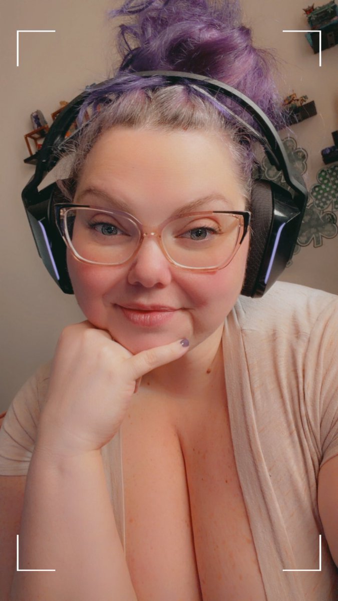 witchstarfall tweet media