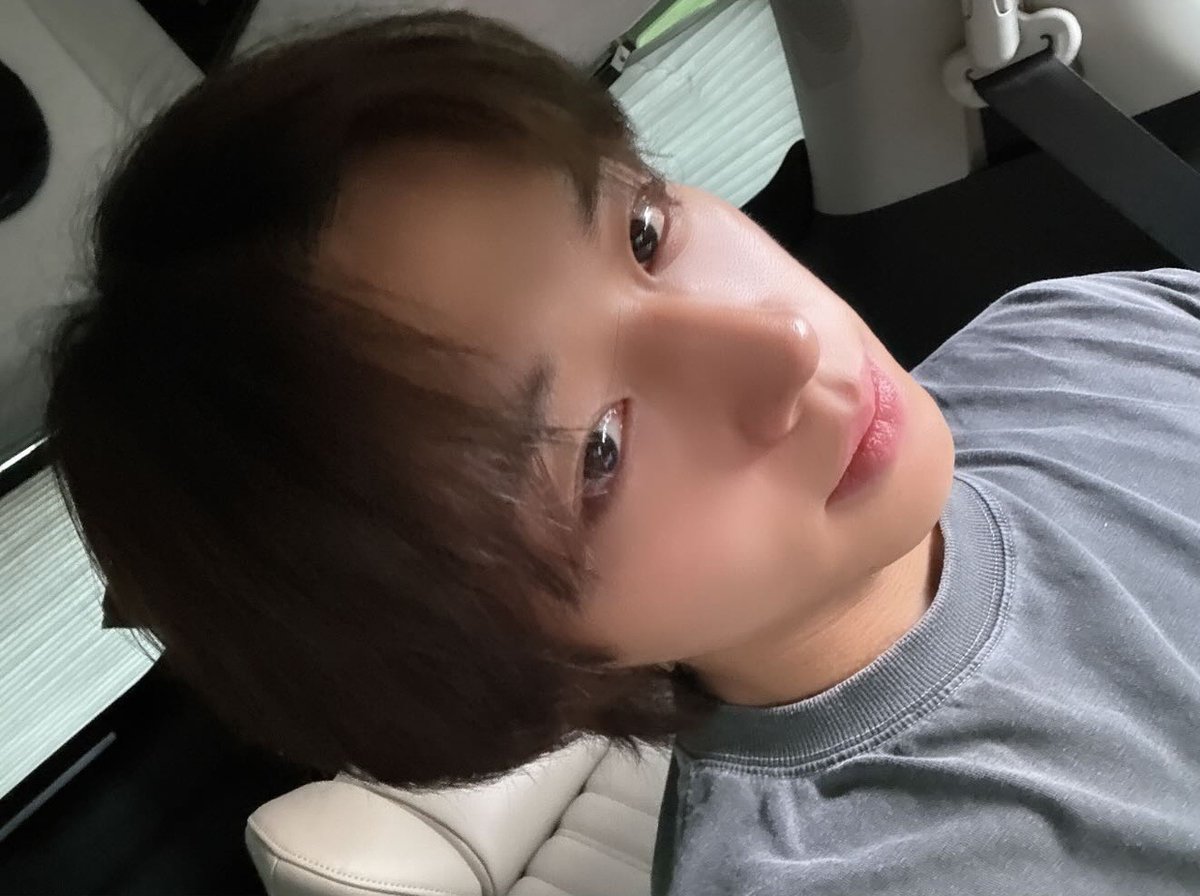 selfolssi ♤ tweet media