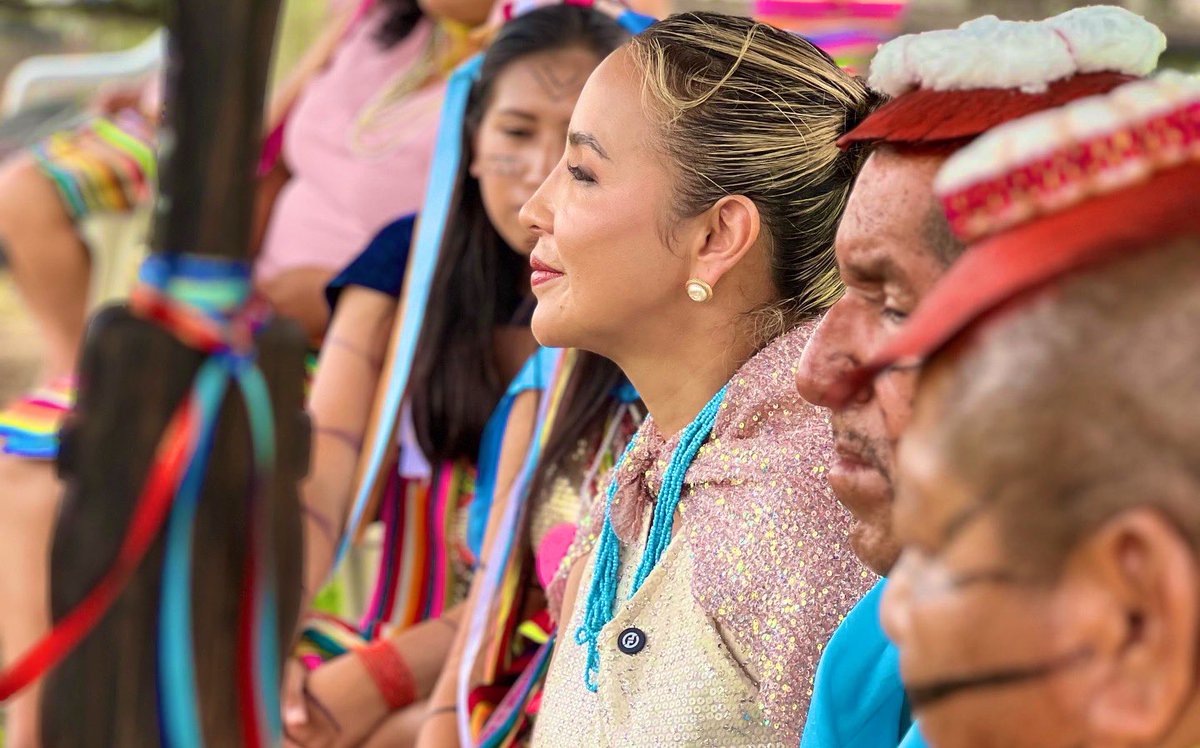Yadira_Bayas_'s tweet photo. 🎉🌿 ¡Disfruta la Fiesta Kasama!
Santo Domingo celebra la cultura y tradición de la Nacionalidad Tsáchila con música, danza y alegría ancestral.

📍 2, 3 y 4 de abril | Comuna Los Naranjos

¡No faltes!
#Kasama #SantoDomingo #Tsáchila #Cultura #Ecuador #FiestaTradicional https://t.co/l1fdM79ABS
