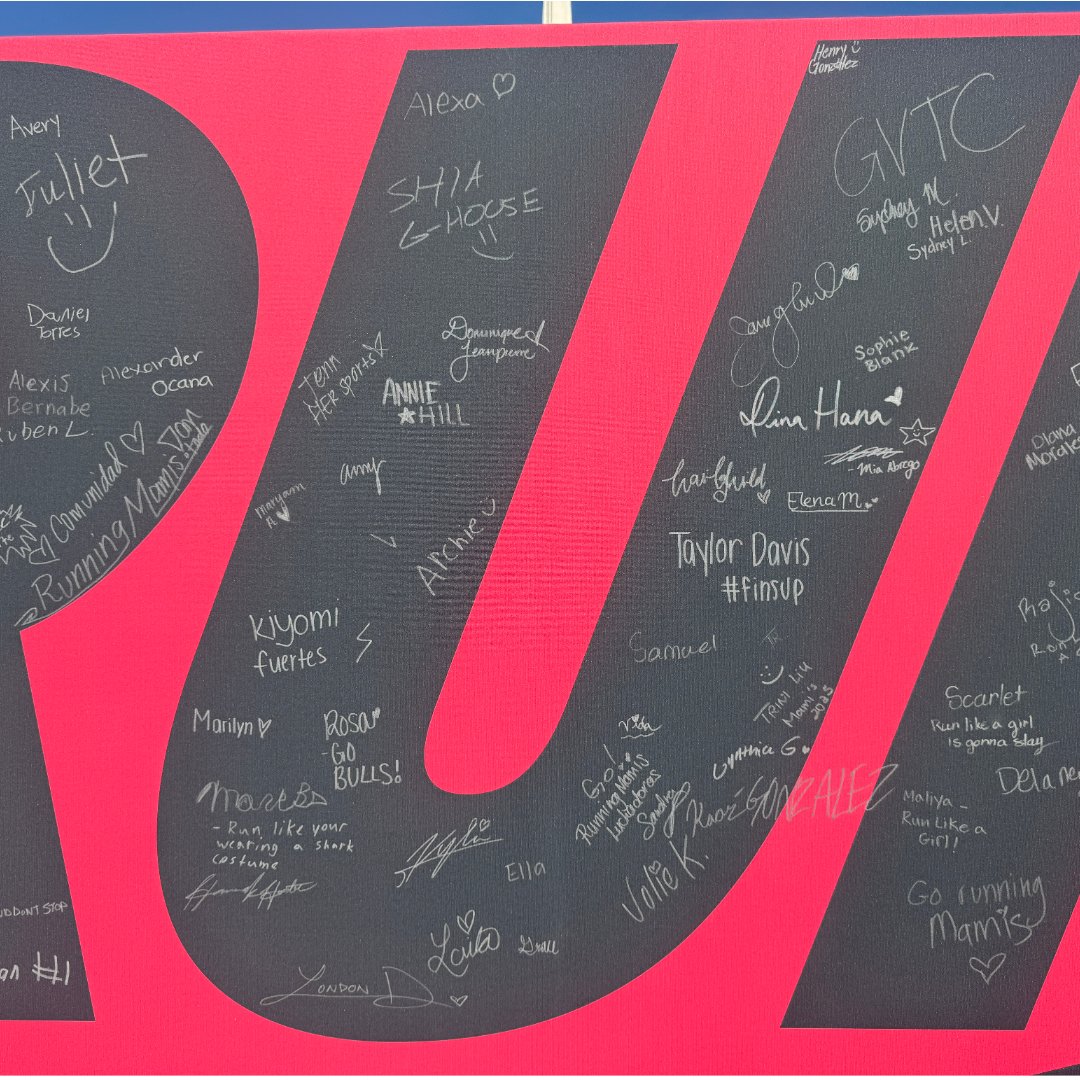 Youthrunner's tweet image. What’s a tempo run? It’s a “comfortably hard” steady effort — usually 20–40 minutes at threshold pace — builds speed + endurance. Warm-up &amp;amp; cool-down are non-negotiable. Ready to try one? 🏃‍♀️🔥 #TempoRun #RunSmart #AskACoach #YouthRunner  youthrunner.com/ask-a-coach/99…