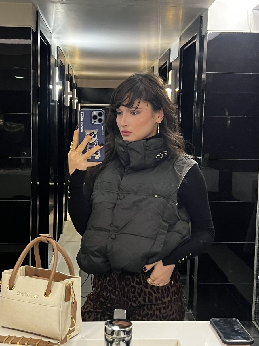 دیب🐈‍⬛ tweet media