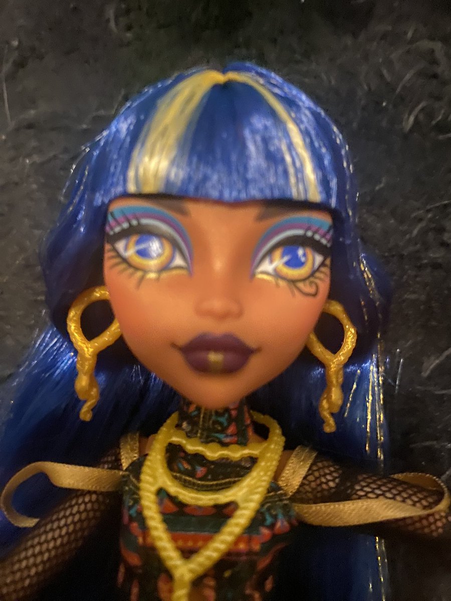 hailey !! tweet media