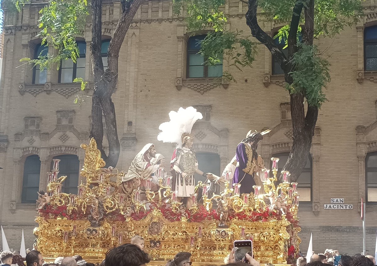 _MARTINLUCIA's tweet photo. Se puede andar más, pero no mejor. https://t.co/7MpWiGlK5r