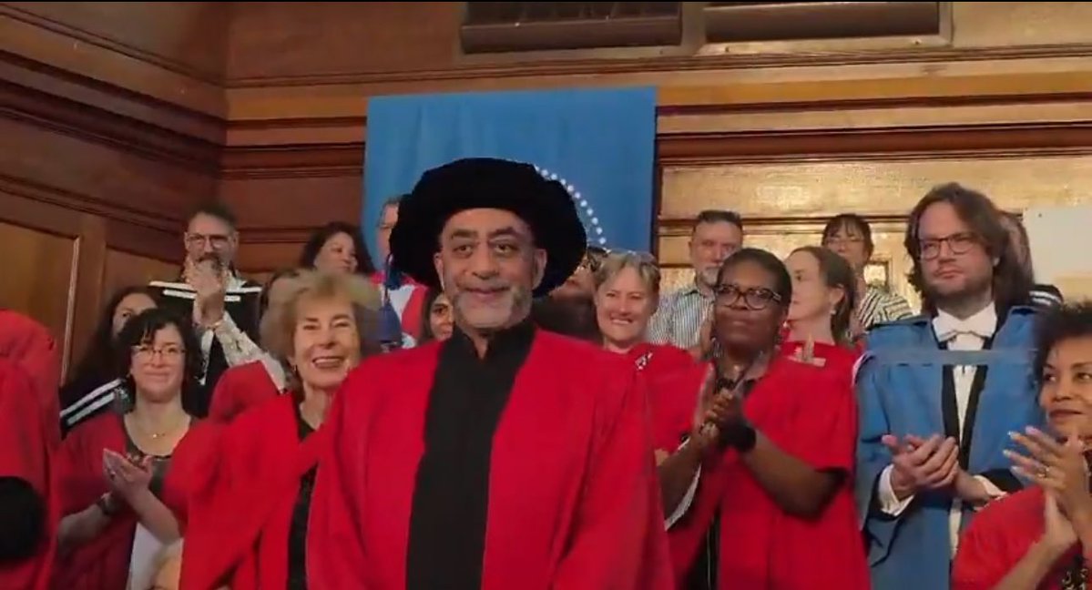 Kim Heller tweet media