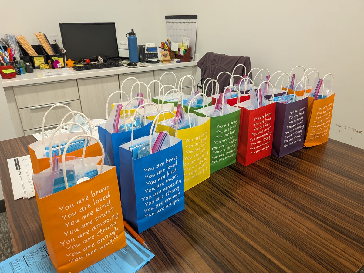 In honor of #NationalKidneyMonth &amp; #NationalNutritionMonth, #NEST4US is proud to #support the patients &amp; #healthcare staff on the frontlines at Pure Life Renal of Lansdowne by providing PPE, snacks, care packages, etc. throughout the year!💙 #Service #SDG3 nest4us.org