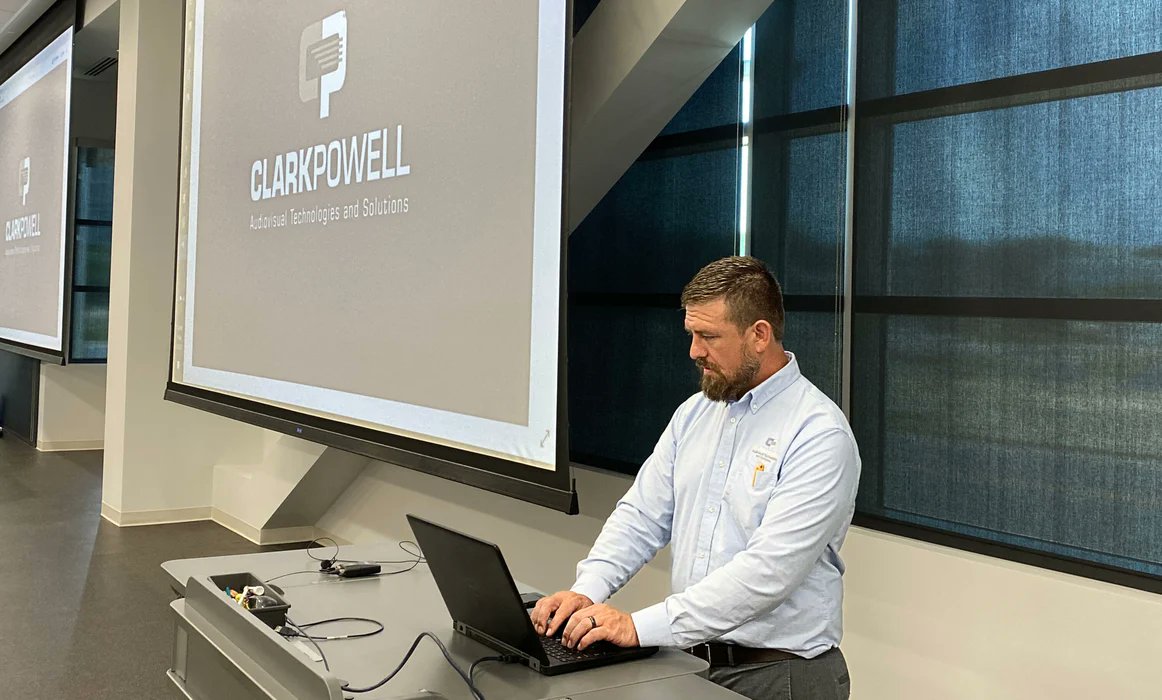 ClarkPowell tweet media