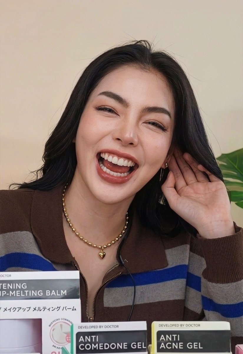 SUNFLOWER🌻 tweet media