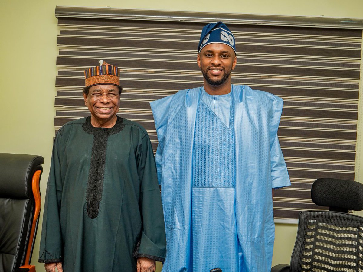 OSenater's tweet photo. @OfficialABHaske engages with key stakeholders of the APC. The meetings are part of ongoing efforts to build party unity, reaffirm loyalty to the All Progressives Congress, and prepare the party for greater success in 2027.

#HaskeForAdamawa
#Haske2027
#HaskeIsOk
#Adamawa2027 https://t.co/1hTQw1B8Tb