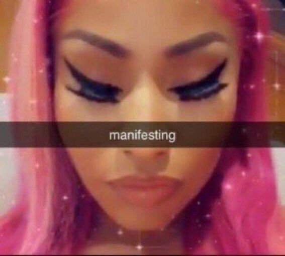 mai 𝜗ৎּ sevEN tweet media