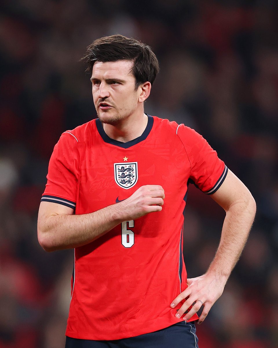 NinomaxMUFC's tweet photo. #HarryMaguire #MUFC #England 🏴󠁧󠁢󠁥󠁮󠁧󠁿 https://t.co/uzuO1rYodm