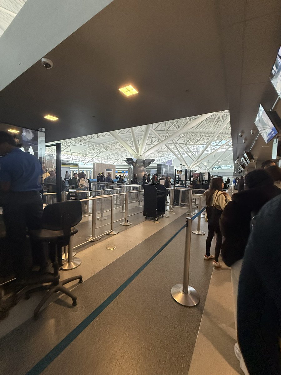KatyNast's tweet photo. #JFK Terminal 8 at 9:45 AM… vibes were good, lines were short, an breezed through in 8 minutes with Touchless ID. However 2 weeks from now this could be a very different story. 

As well as, some officers I spoke to said their deposits weren’t the full amount…

Travelers still need to listen to Mom and Dad — get to the airport early. Waiting at the gate > waiting in a potential line

#partialshutdown #airtravel