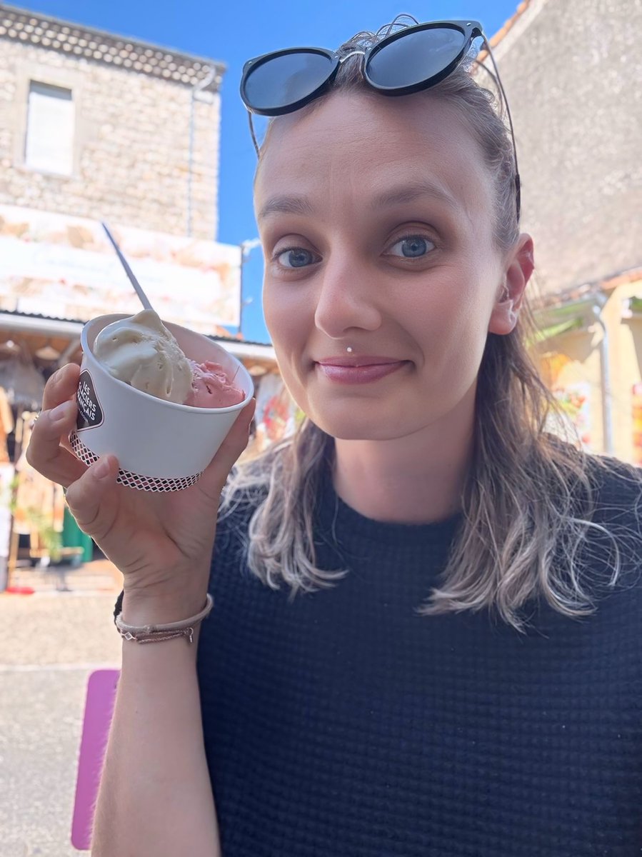 Lola l'infirmière 💉 tweet media