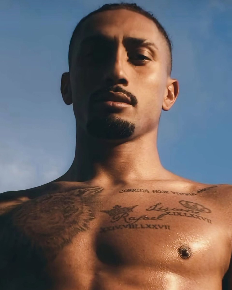 Mr Wills tweet media