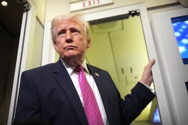 BarronTNews_'s tweet image. 🚨 BREAKING: President Trump says the Supreme Court must do the right thing and uphold his order on birthright citizenship.

Calls out the system for being taken advantage of.

Says this was never meant to be abused by people flying in just to gain citizenship.

This is about