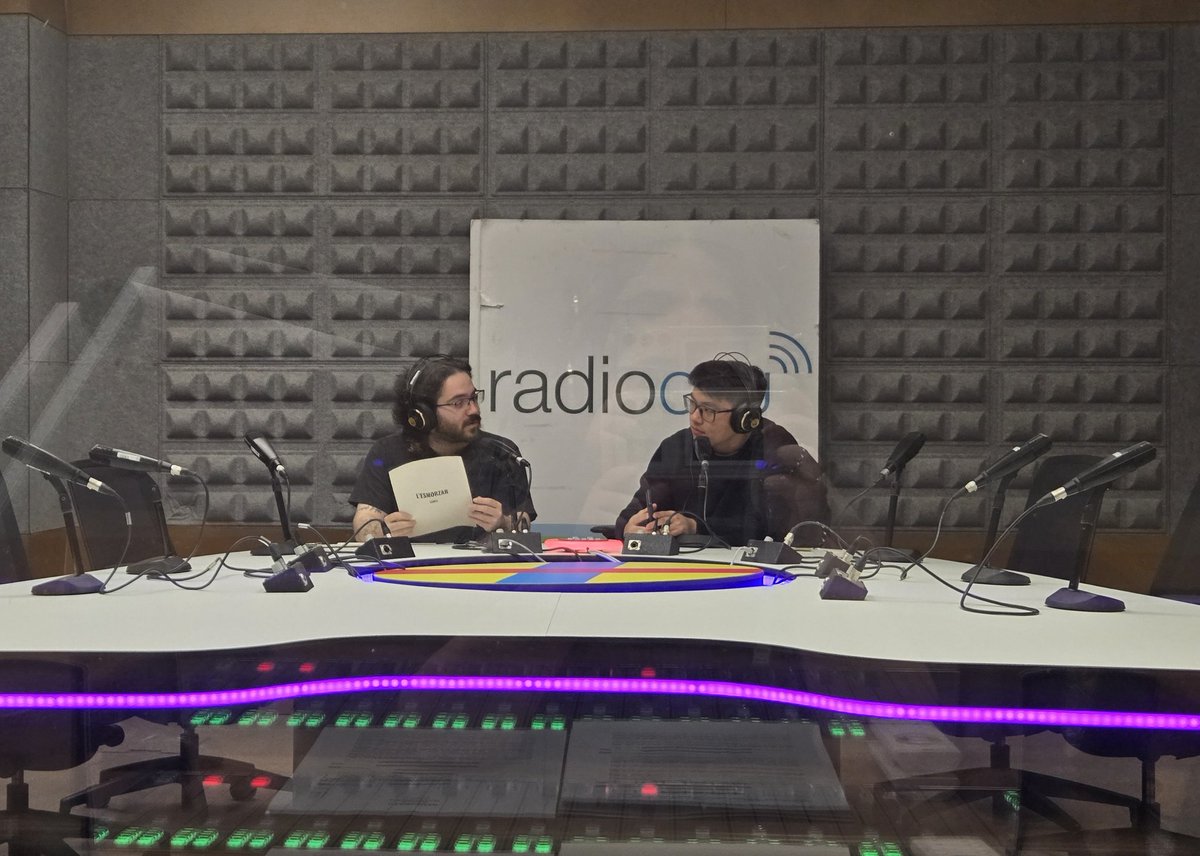 RadioCEU tweet media