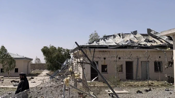 په کنړ کې د پاکستان په تازه بریدونو کې یو ملکي وګړی ووژل شو