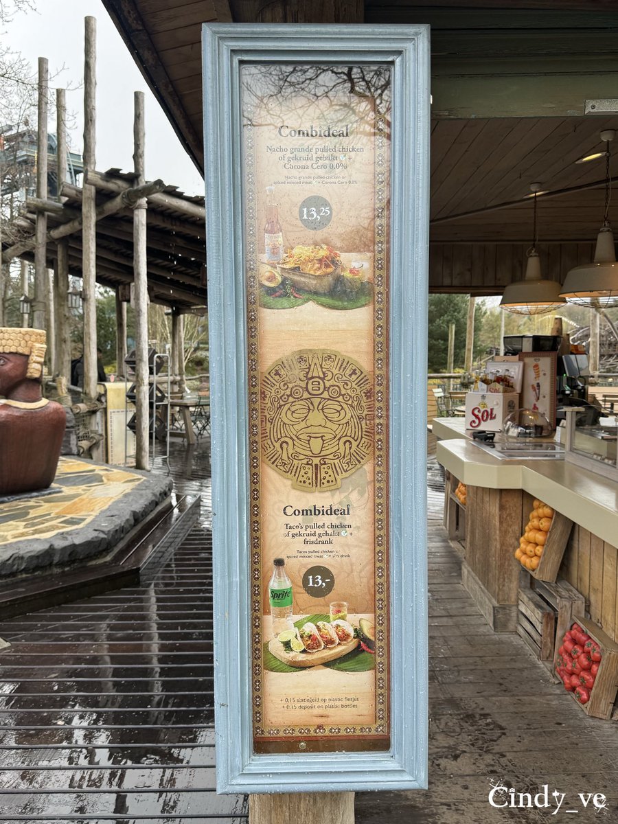 cindy_ve's tweet photo. De #Piraña combi deals #CasaCaracol #Efteling https://t.co/nQvpoA3sUa