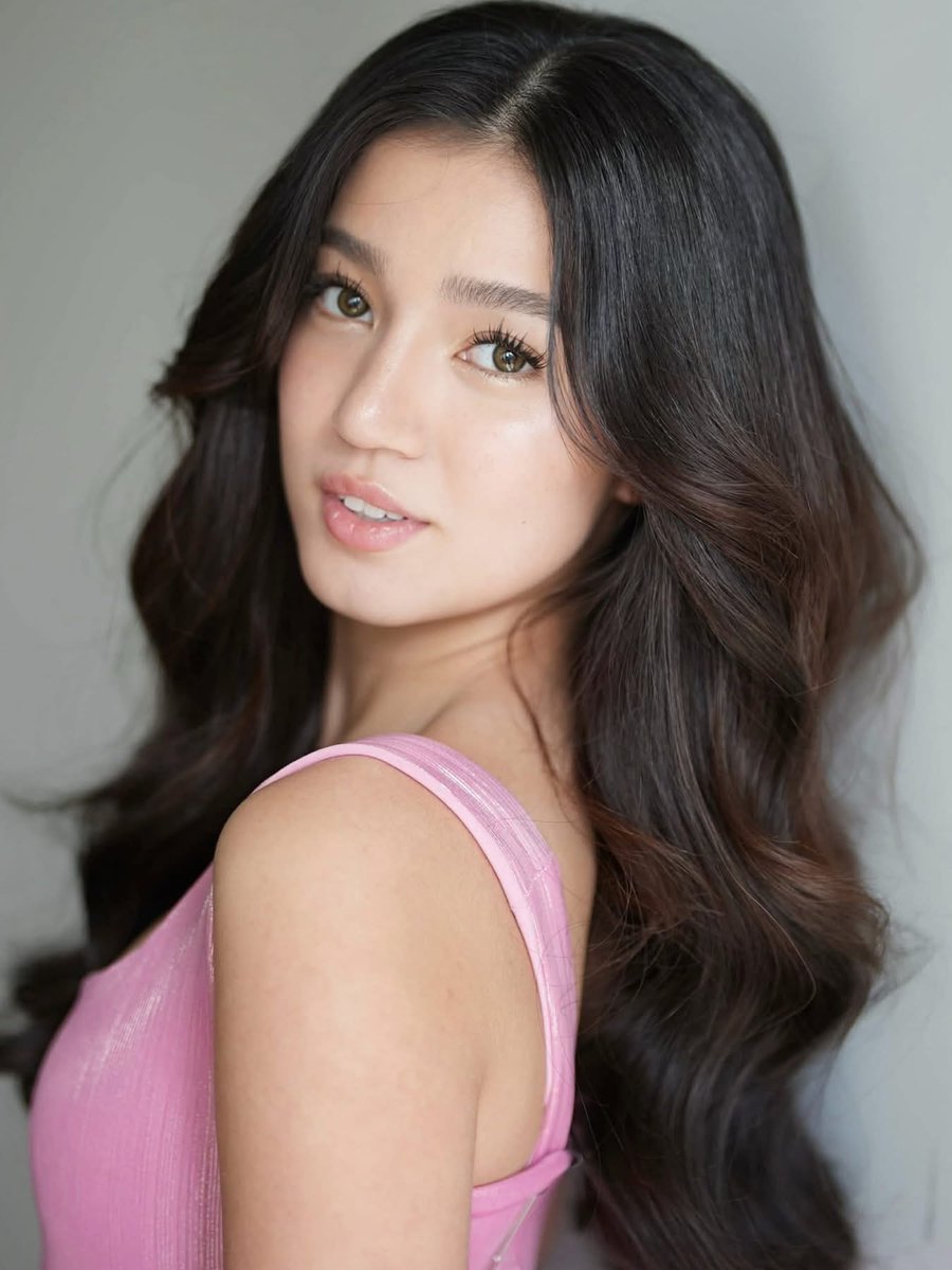 Belle continues to rise above the noise, choosing peace even when the world around her leans into chaos.

She reminds everyone that kindness is always a choice, even when it's the harder path to take.💗

ALWAYS WITH DONNY
BELLE IS LOVED
WE STAND WITH DONBELLE