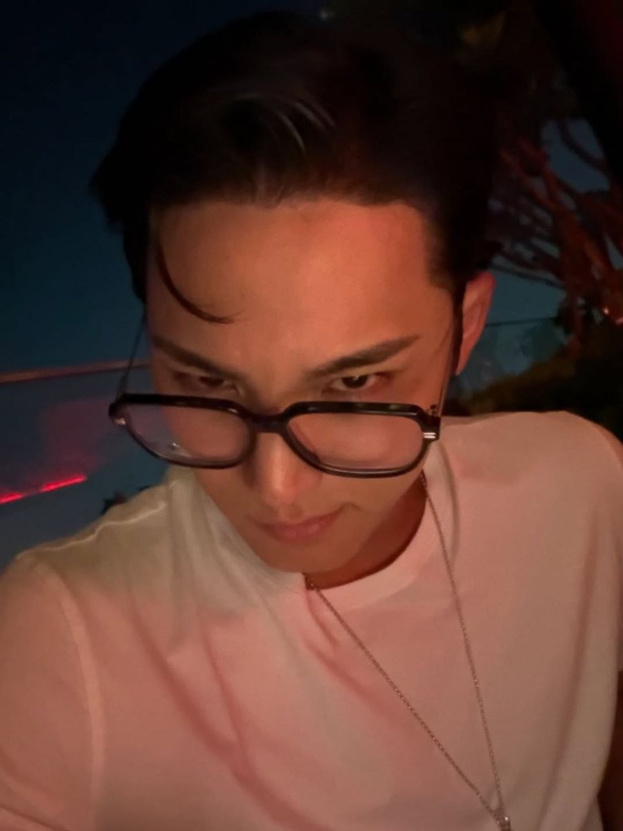 𝑹𝒂𝒓𝒂 𝑺. 𝑴𝒂𝒉𝒆𝒔𝒘𝒂𝒓𝒊 tweet media