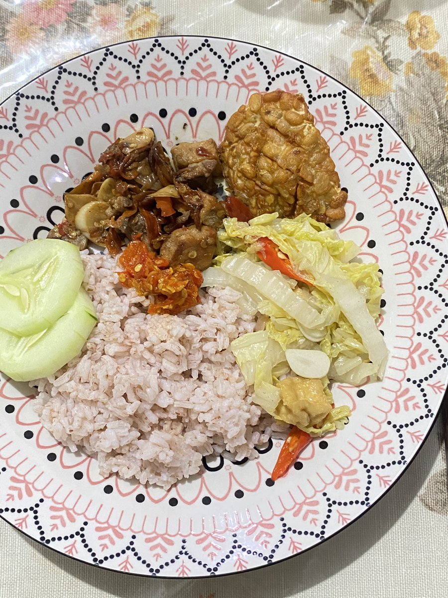 Nini 🍉 tweet media