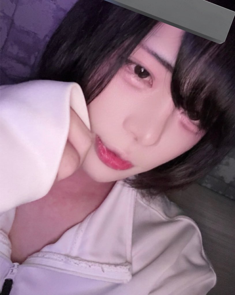 本願りあ tweet media