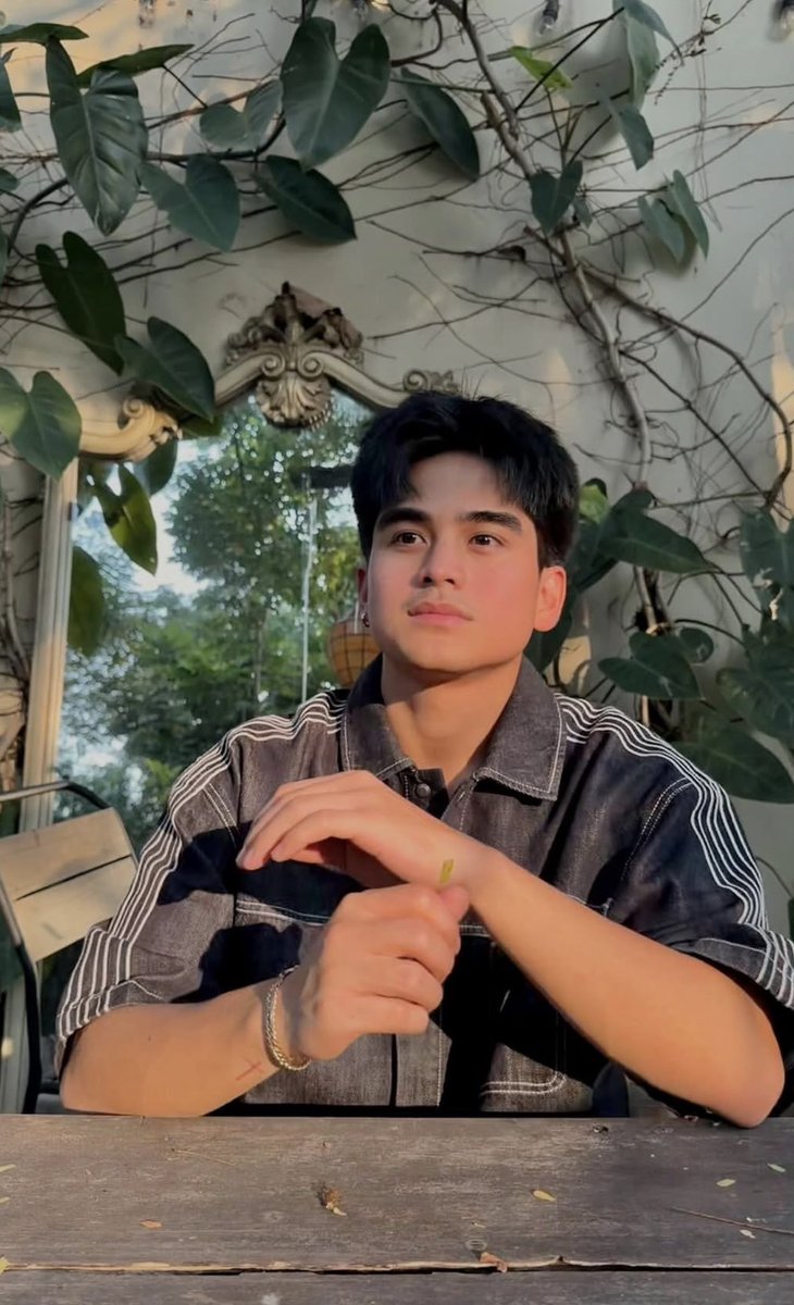 AshPika ⚡️ tweet media