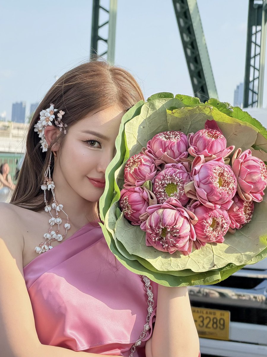 Natsiya Prommart tweet media