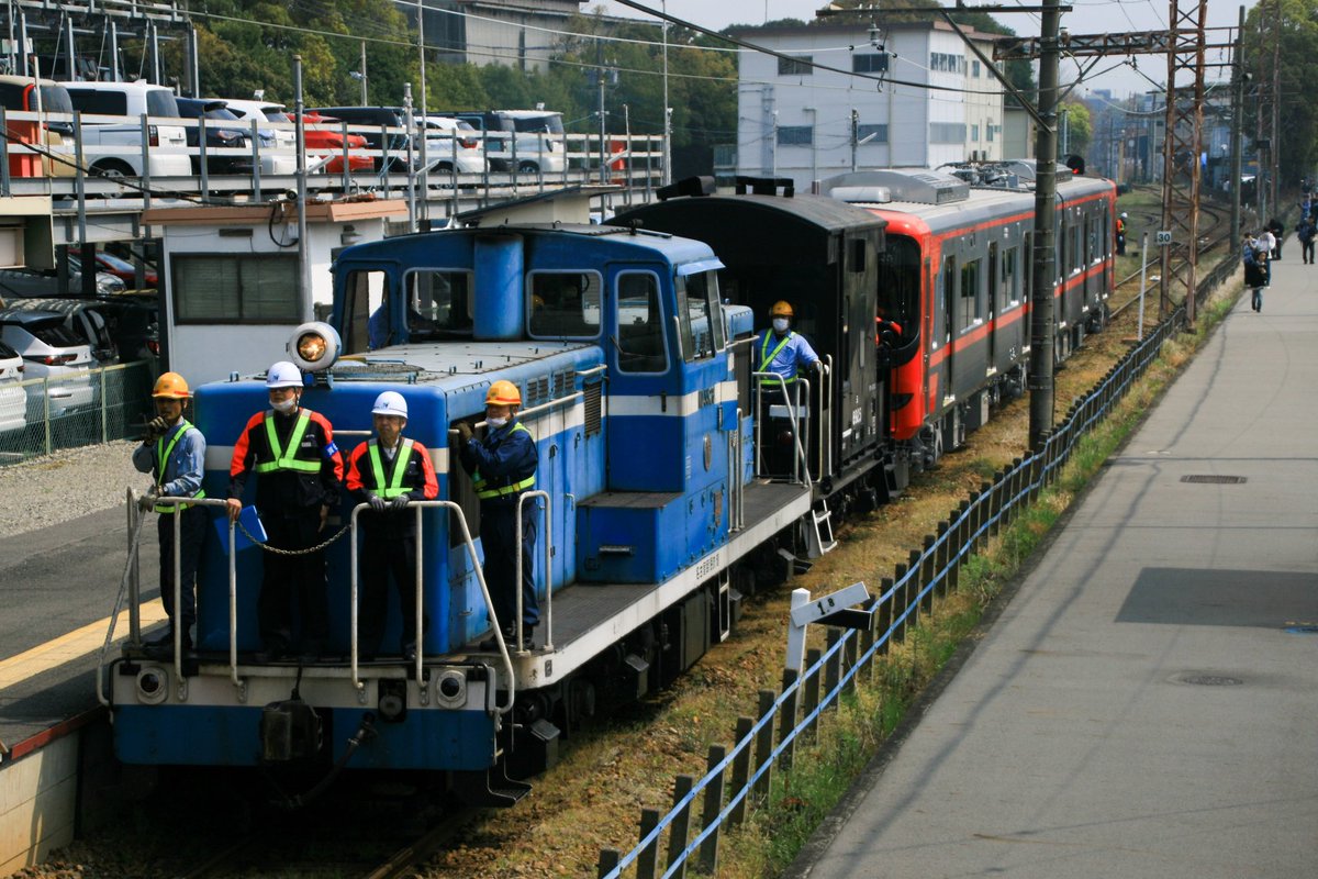 2026/03/30 9100系甲種輸送 ND552-8+9127f+9126f+ヨ8632 ND552-8+9125f+ヨ8925 今回は ...