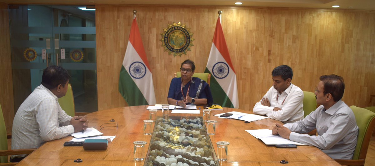 ndmaindia's tweet image. Mrs. Rita Missal, Member, @ndmaindia, chaired a meeting to deliberate on the recent surge in fire incidents in Delhi, Madhya Pradesh, and Odisha. Fire Advisor Shri Prashant Lonkar from Fire Services participated in the meeting held at NDMA Bhawan today.
#firesafety #disaster