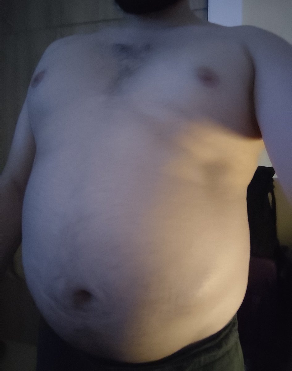 Maxballoon97 tweet media