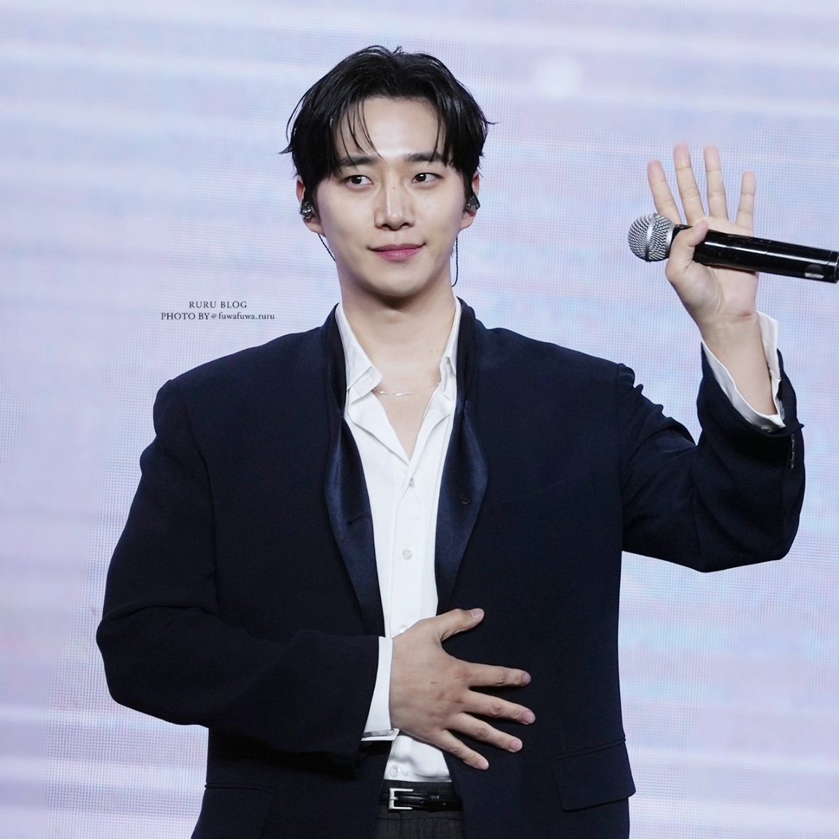 ๐
๐๐
๐โก tweet media