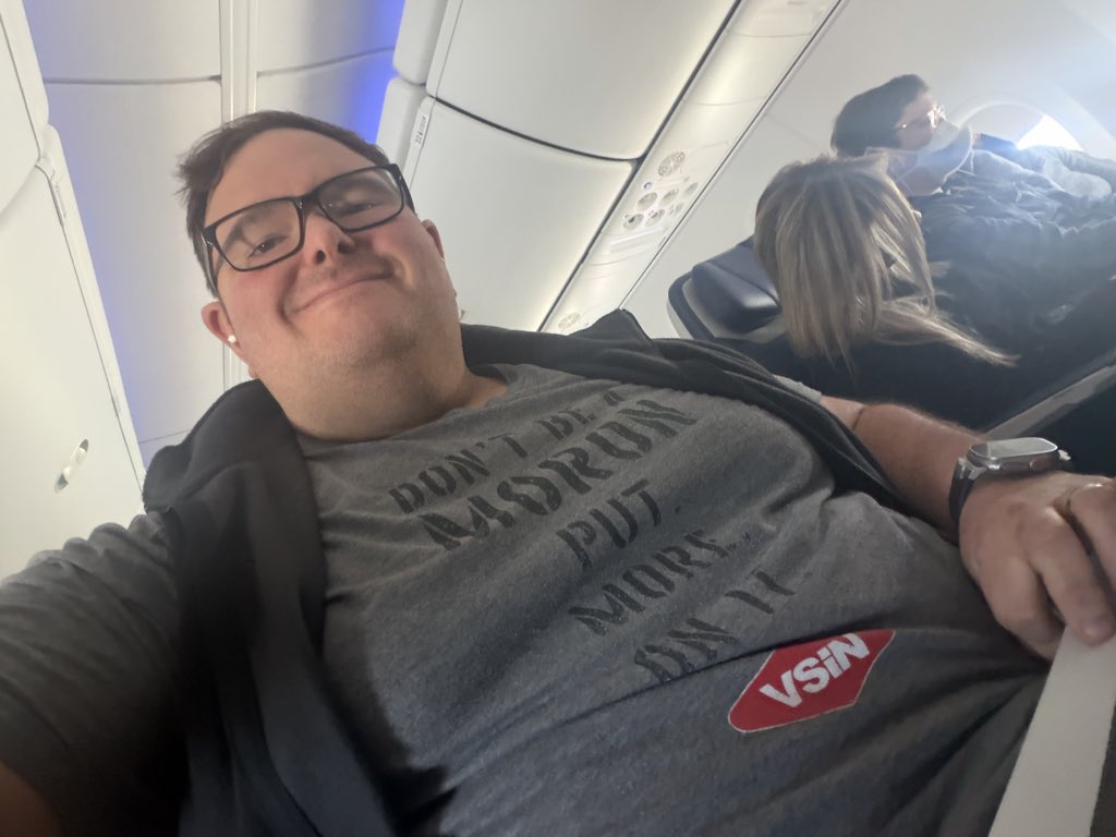 BubCort's tweet photo. @beatingthebook @KelleyBydlon 
@vsin

Landing in a few hours. 
Might stop in this week to say hello! Cheers! https://t.co/rS8L2HT9zB