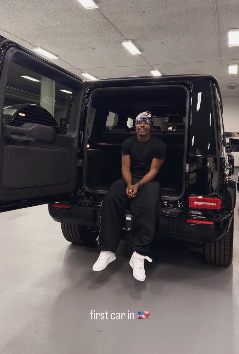 𝓞𝗹𝗮𝗿𝗶𝗰𝗸𝘆 ✎ᝰ. tweet media