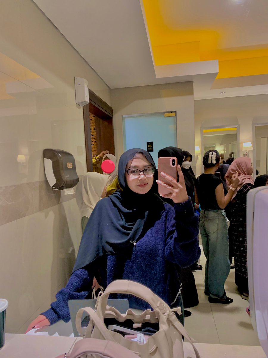 Leea🦋 tweet media