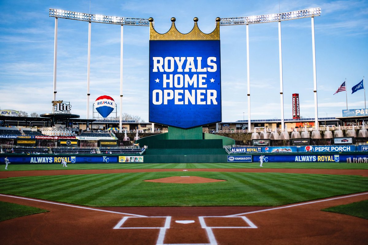 Royals Muse tweet media