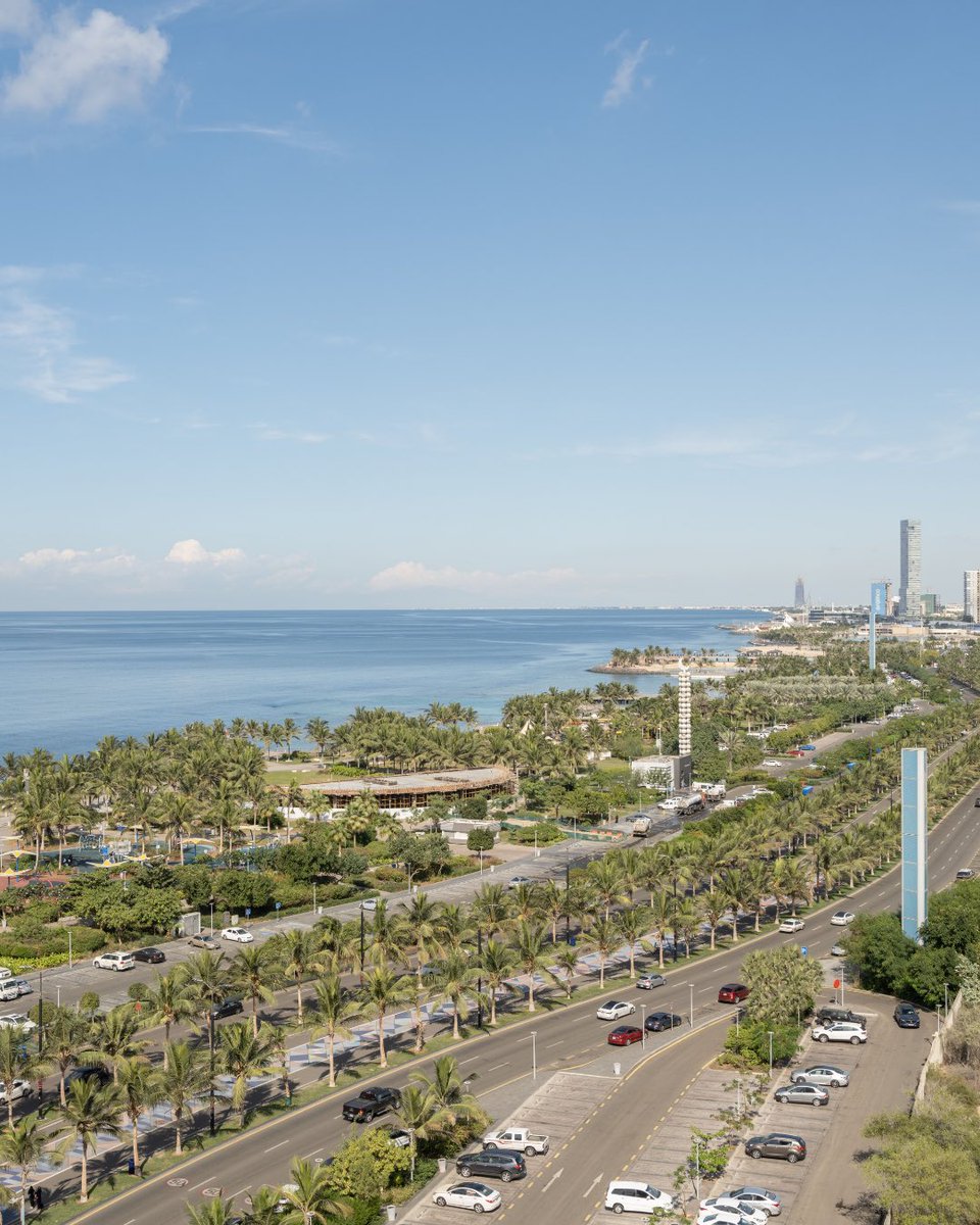 إطلالة تجمع بين صفاء البحر ورقيّ المكان
من نوافذ غرفنا وأجنحتنا، تبدأ لحظات هادئة يُكمّلها مشهد البحر الأحمر بكل جماله 💙☕️✨

A view where serenity meets sophistication 
From our rooms and suites, every calm moment is framed by the beauty of the Red Sea 💙☕️✨