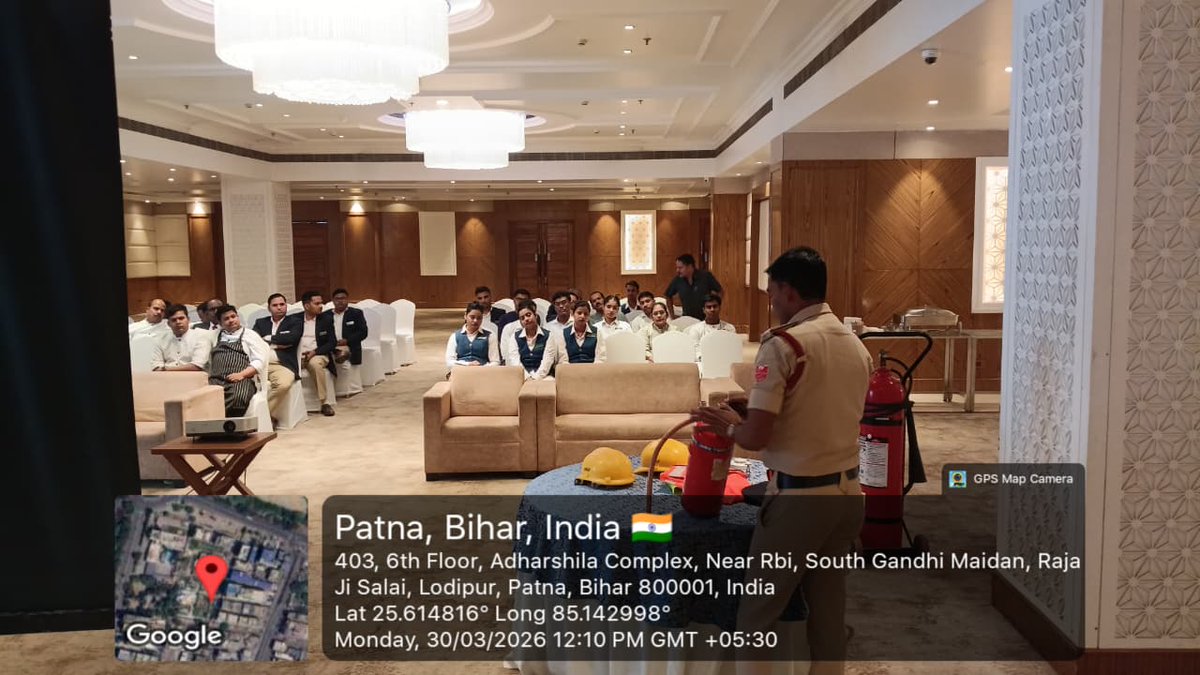 आज दिनांक 30-03-2026 को जिला पटना के अग्निशामालय लोदीपुर द्वारा होटल लेमन ट्री में सफल मॉक ड्रिल आयोजित कर आपातकालीन स्थिति में तत्परता एवं सजगता का उत्कृष्ट प्रदर्शन किया गया। #biharfireservice #firesafety #firesafetyawareness #safebihar